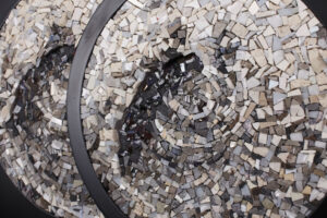 mosaico conchiglia michela marcon grado agosto 2025 dettaglio tracce 002